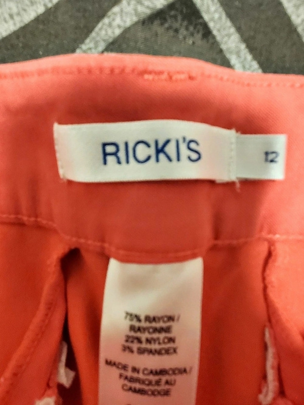Ricki's Capris Size 12 - Picture 4 of 4